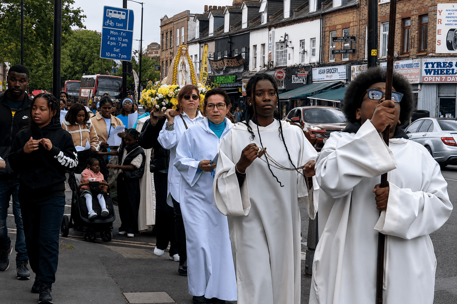 St Martin’s celebra la festividad de Nuestra Señora de Fátima